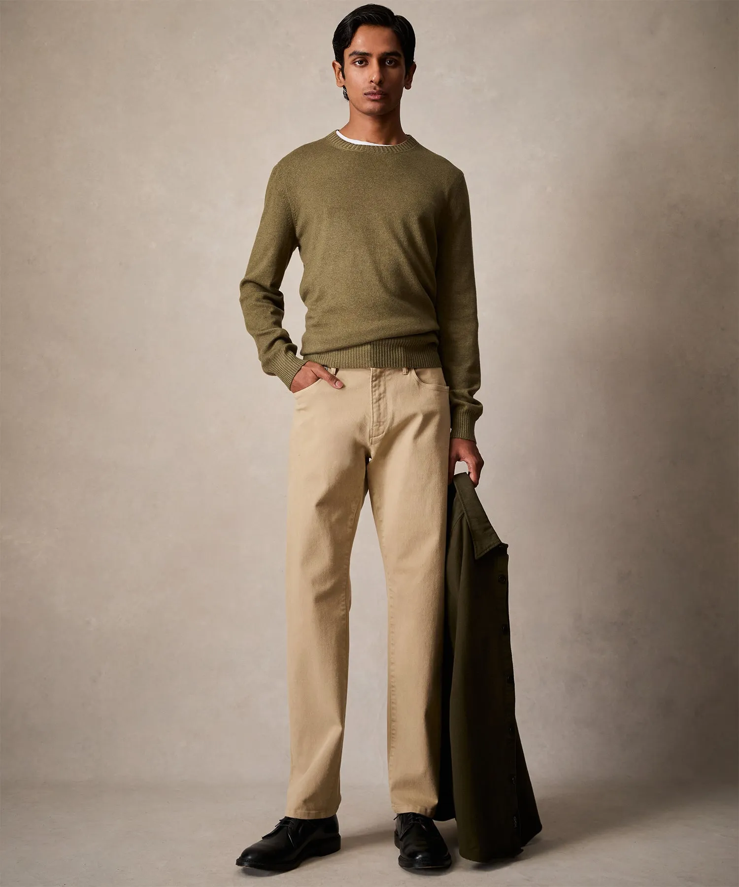 Italian Garment Dyed Cashmere Crewneck Sweater in Olive