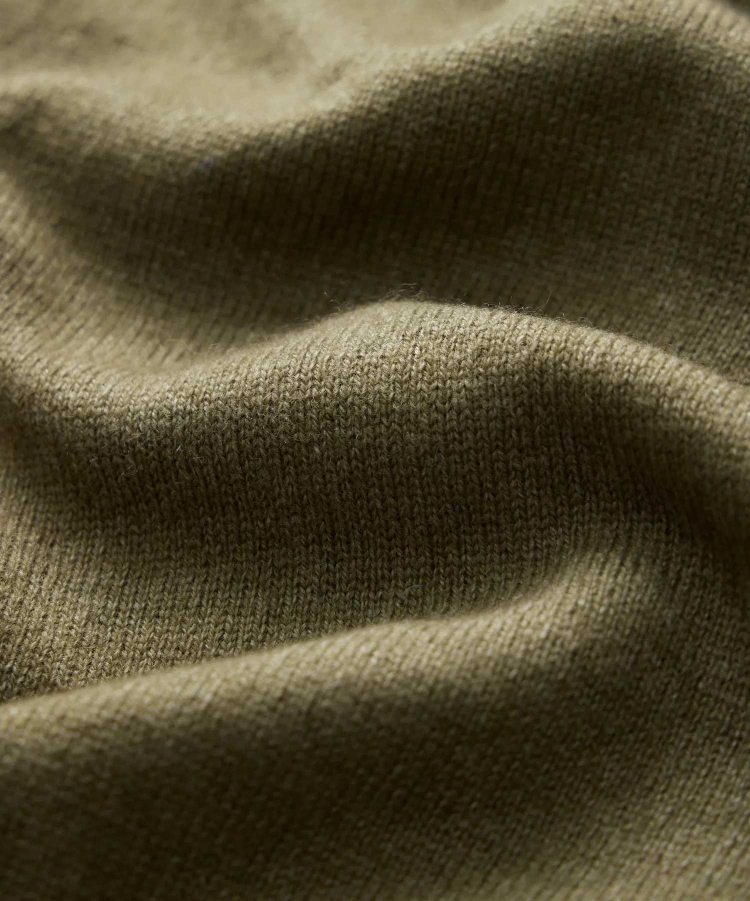 Italian Garment Dyed Cashmere Crewneck Sweater in Olive