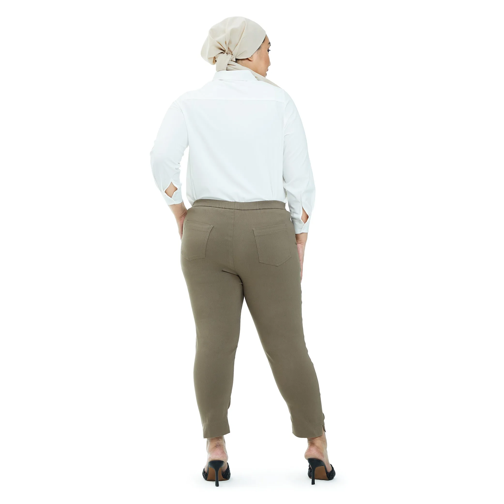 Signature Ultra-Stretch Ankle Pants