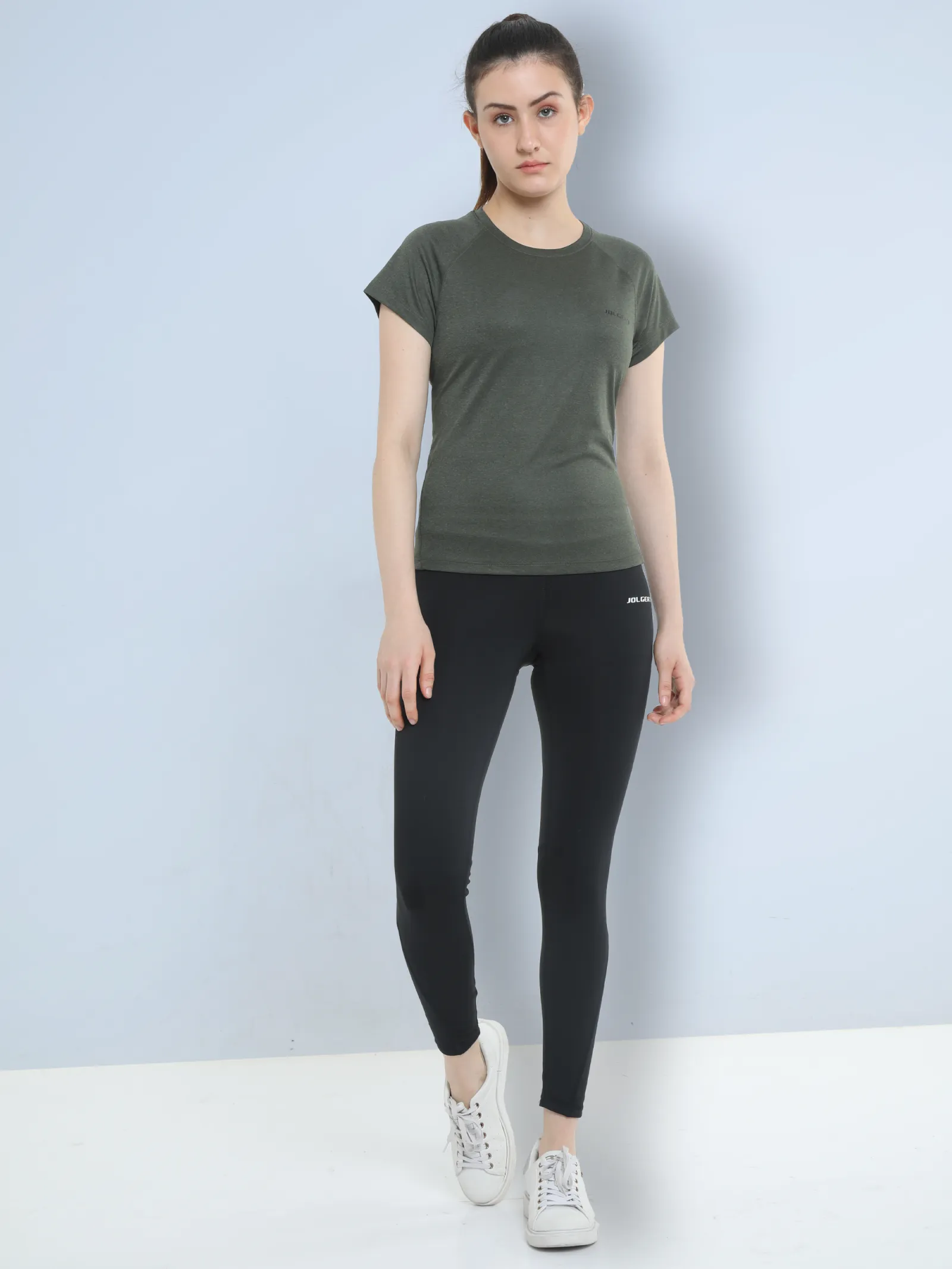 Women's Breathable Light Weight Round Neck T-shirt